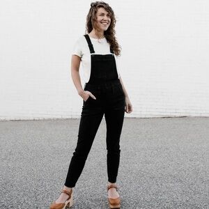 Madewell Black Denim Overalls Lunar Wash Pockets and Side Zipper